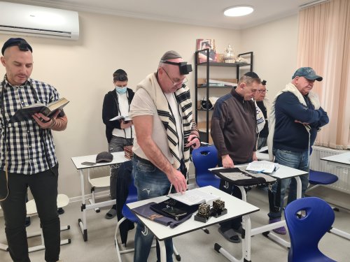 Daily Prayers - 10.11.2025